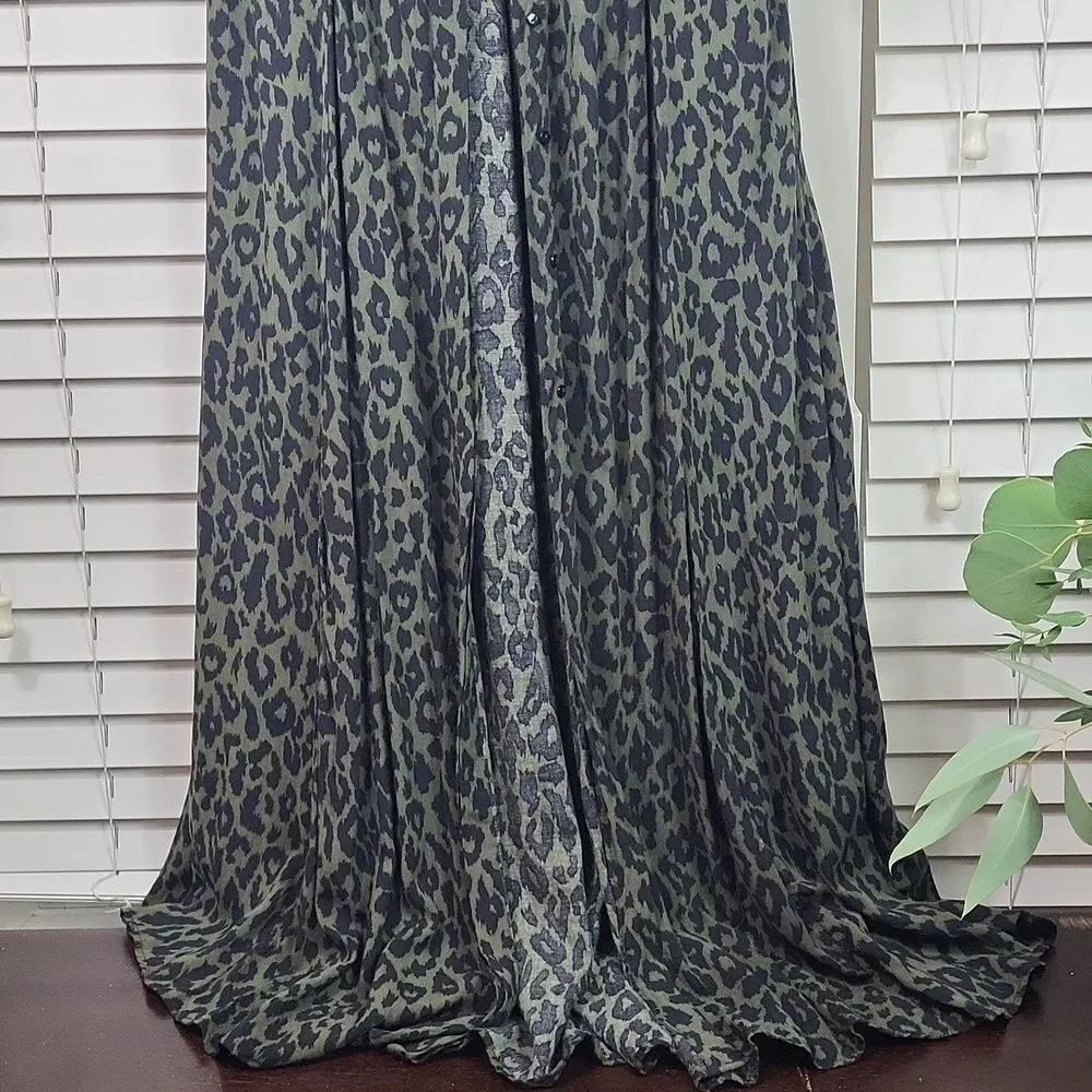 💛 Zara Gray Leopard Print Long Sleeve Dress.‎ Size M